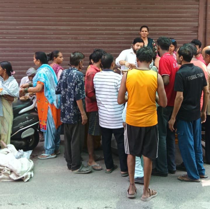 माता चिंतपूर्णी नवरात्रि अष्टमी पर लगाया गया लंगर