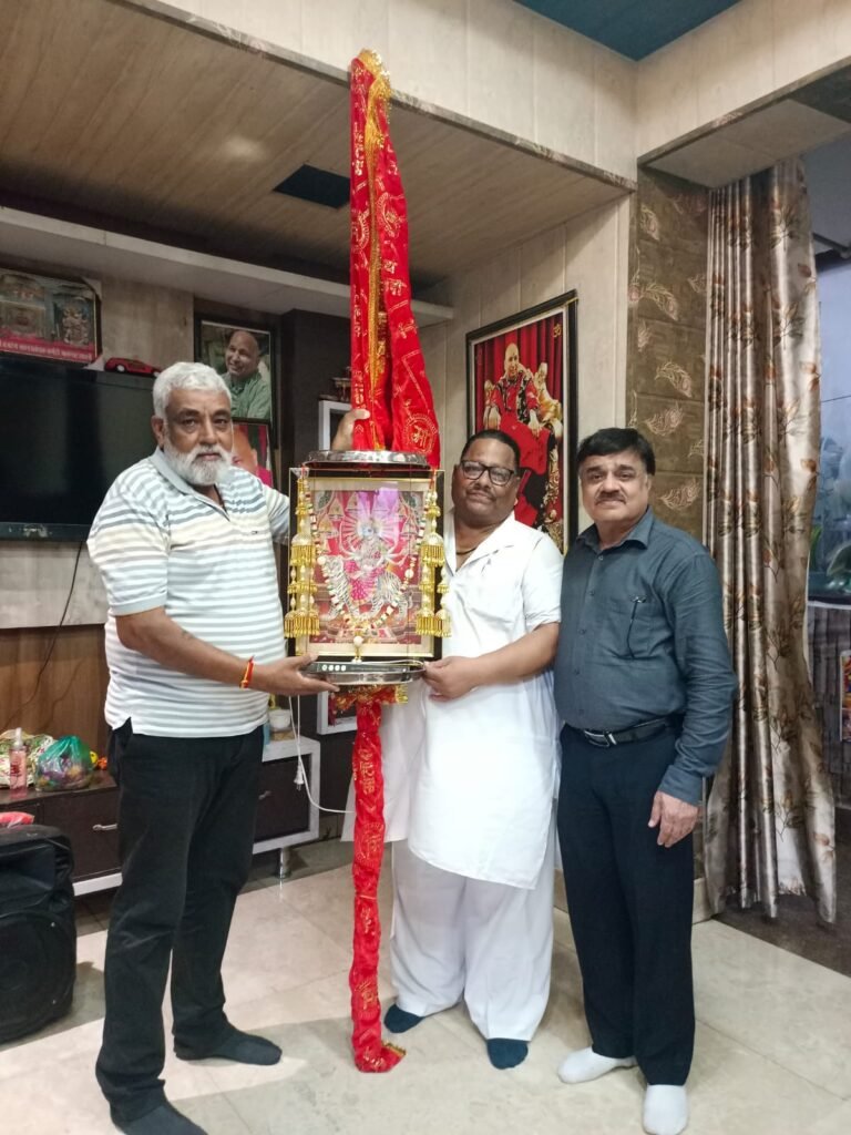 जागरण के उपलक्ष्य में श्रद्धा एवं भक्ति के साथ हुआ ध्वजारोहण