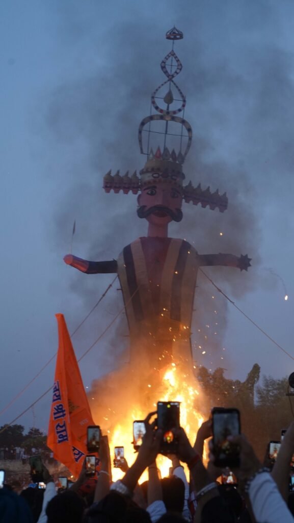 जालंधर कैंट में हषोल्लास से दशहरा पर्व मनाया गया,