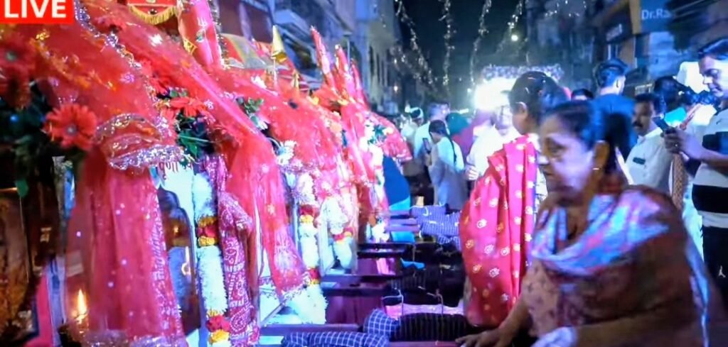 जालंधर कैंट में निकाली गई माता रानी की भव्य शोभायात्रा